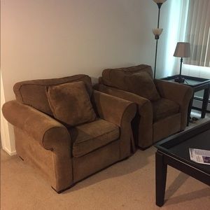 These two couch chairs